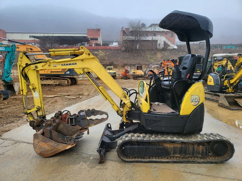 중고굴삭기 김동윤님의 장터 판매 상품 [2톤급중고미니굴삭기] 첨부 사진