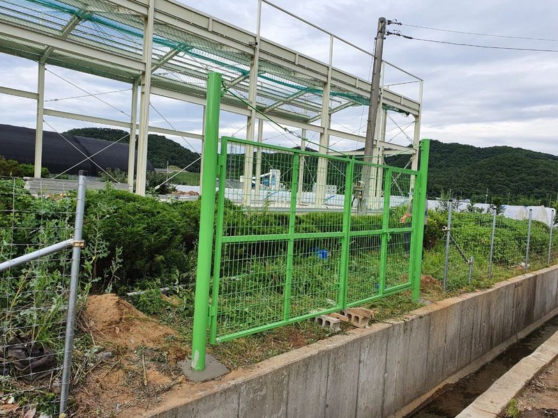 김재량  가을이야.님의 장터 판매 상품 [방형형 아연철망] 첨부 사진