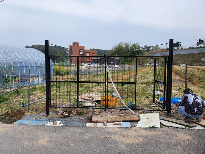 김재량  가을이야.님의 장터 판매 상품 [방형형 아연철망 ] 첨부 사진