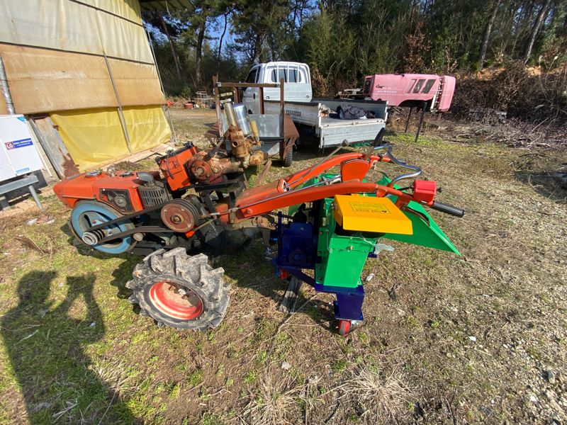 박정근님의 장터 판매 상품 [경운기부착 잔가지파쇄기] 첨부 사진