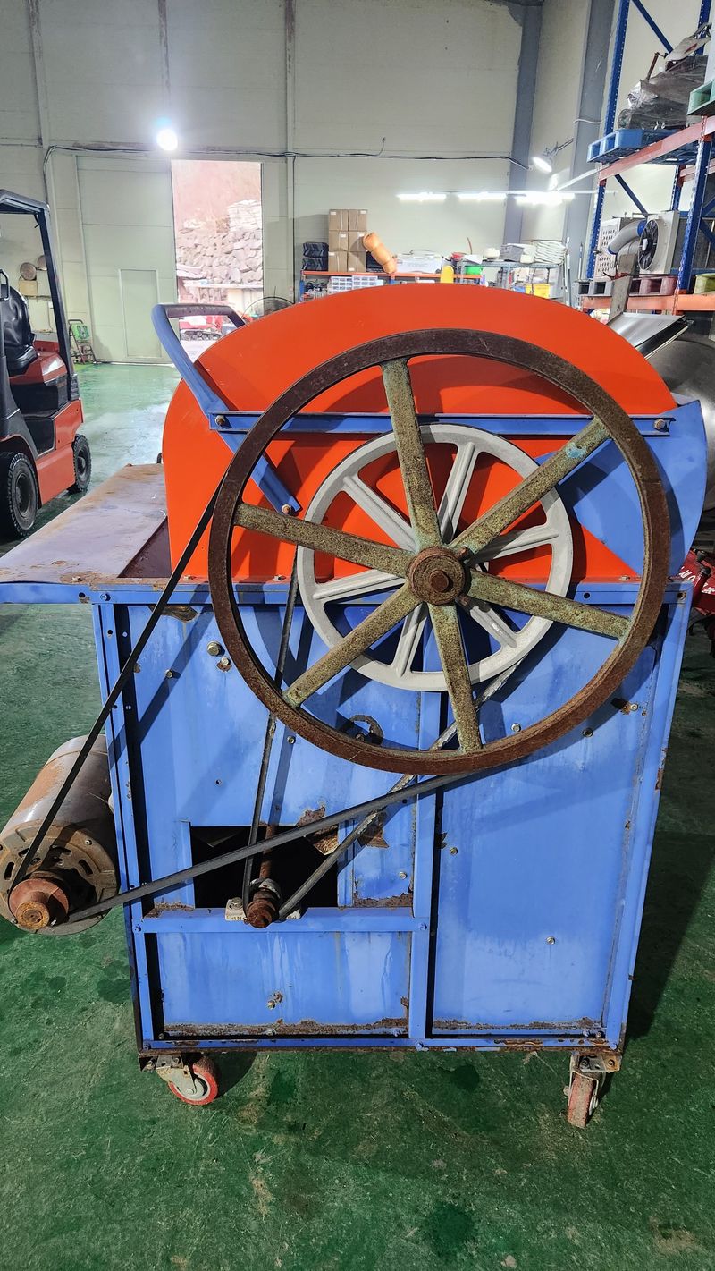 김동현님의 장터 판매 상품 [땅콩탈피기 (판매완료)] 첨부 사진