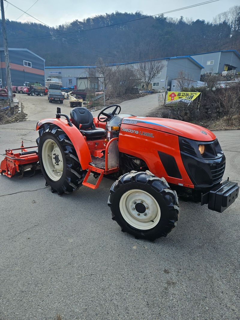 신지안님의 장터 판매 상품 [대동48마력 트랙터 판매합니다] 첨부 사진