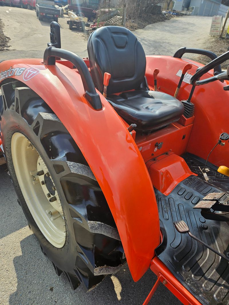 신지안님의 장터 판매 상품 [대동48마력 트랙터 판매합니다] 첨부 사진