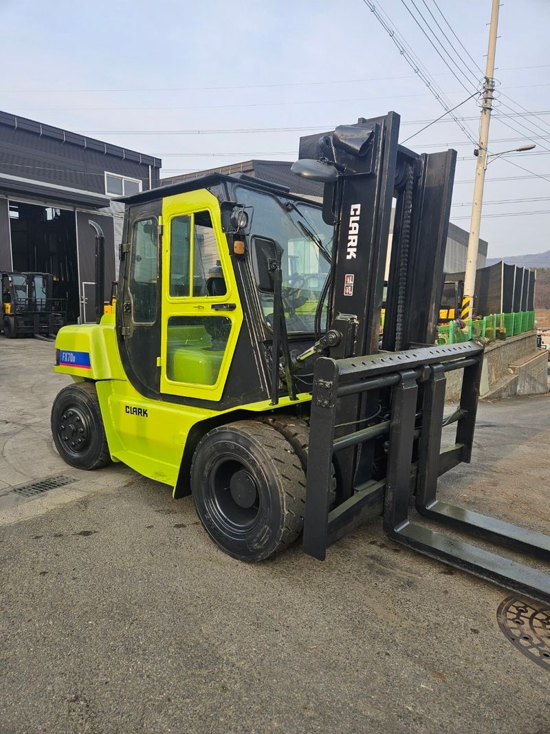 한효진님의 장터 판매 상품 [풀옵션 삼성 7톤 디젤 중고지게차 ] 첨부 사진