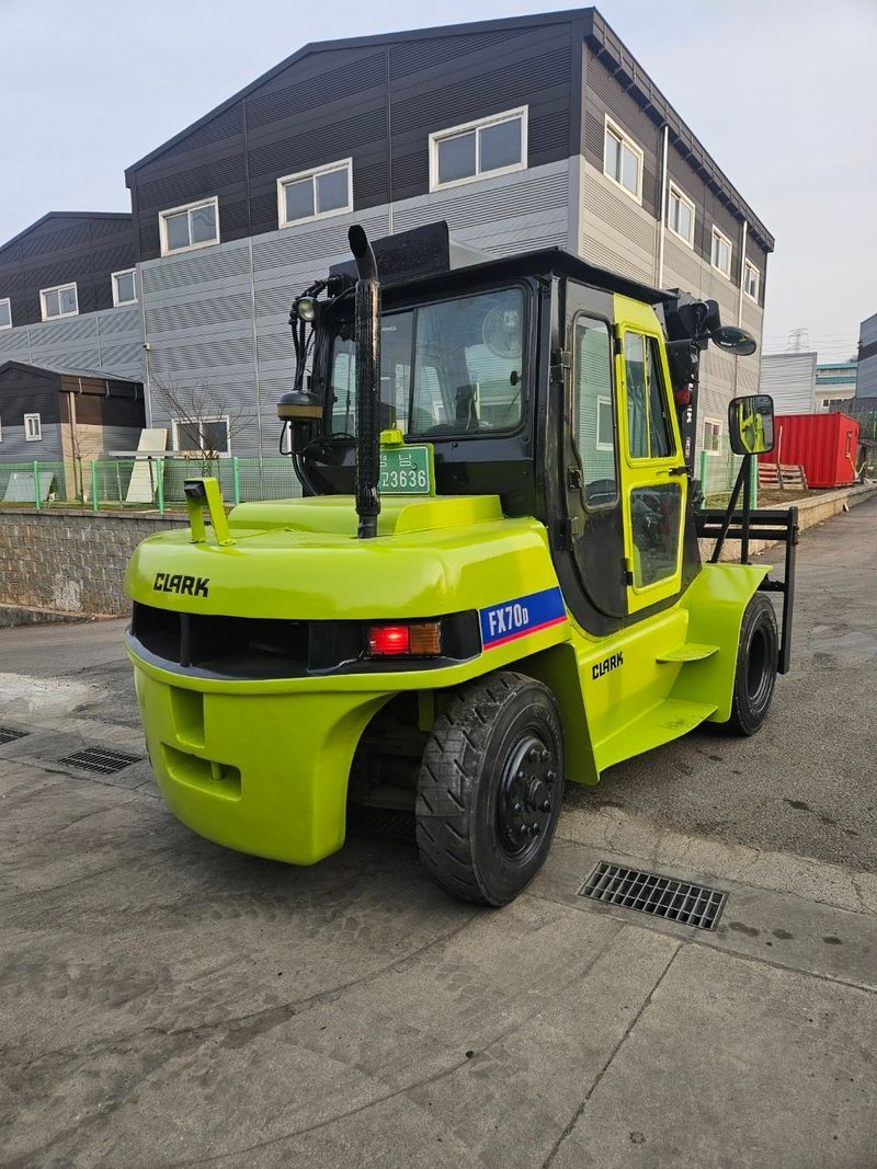 한효진님의 장터 판매 상품 [풀옵션 삼성 7톤 디젤 중고지게차 ] 첨부 사진