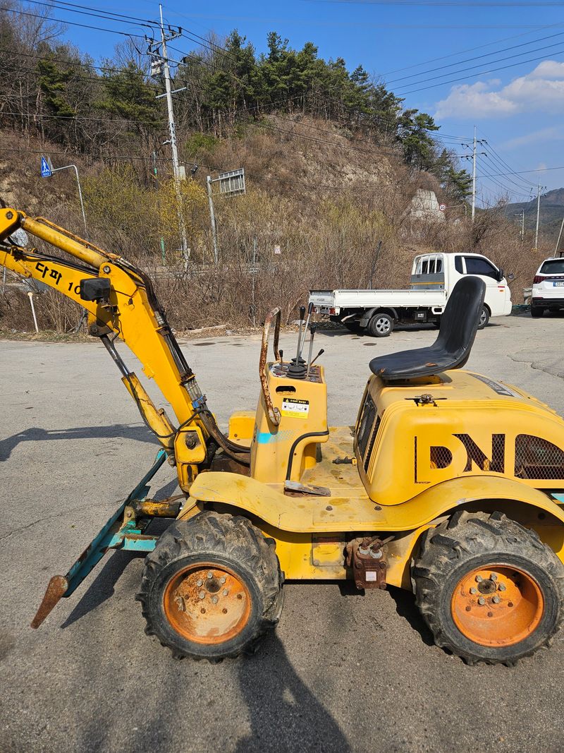 신지안님의 장터 판매 상품 [다파 굴삭기판매합니다] 첨부 사진