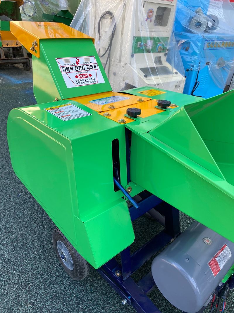 박정근님의 장터 판매 상품 [이동식 잔가지 파쇄기] 첨부 사진