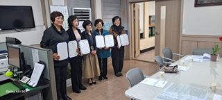 사천시향촌동 돼지띠님의 선도농가에 선정된 소감은? · 참여글 작성글 사진