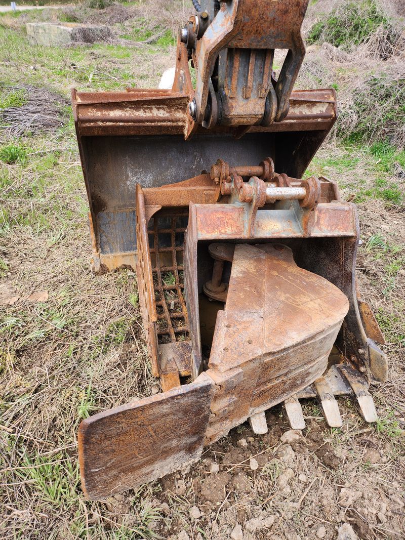 은가비농장님의 장터 판매 상품 [볼보02w-c 굴삭기(판매완료)] 첨부 사진