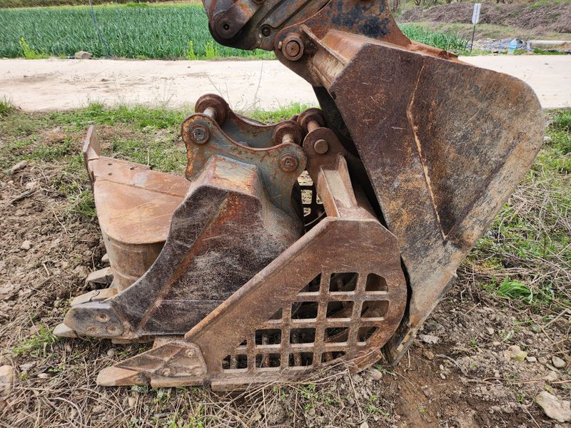 은가비농장님의 장터 판매 상품 [볼보02w-c 굴삭기(판매완료)] 첨부 사진