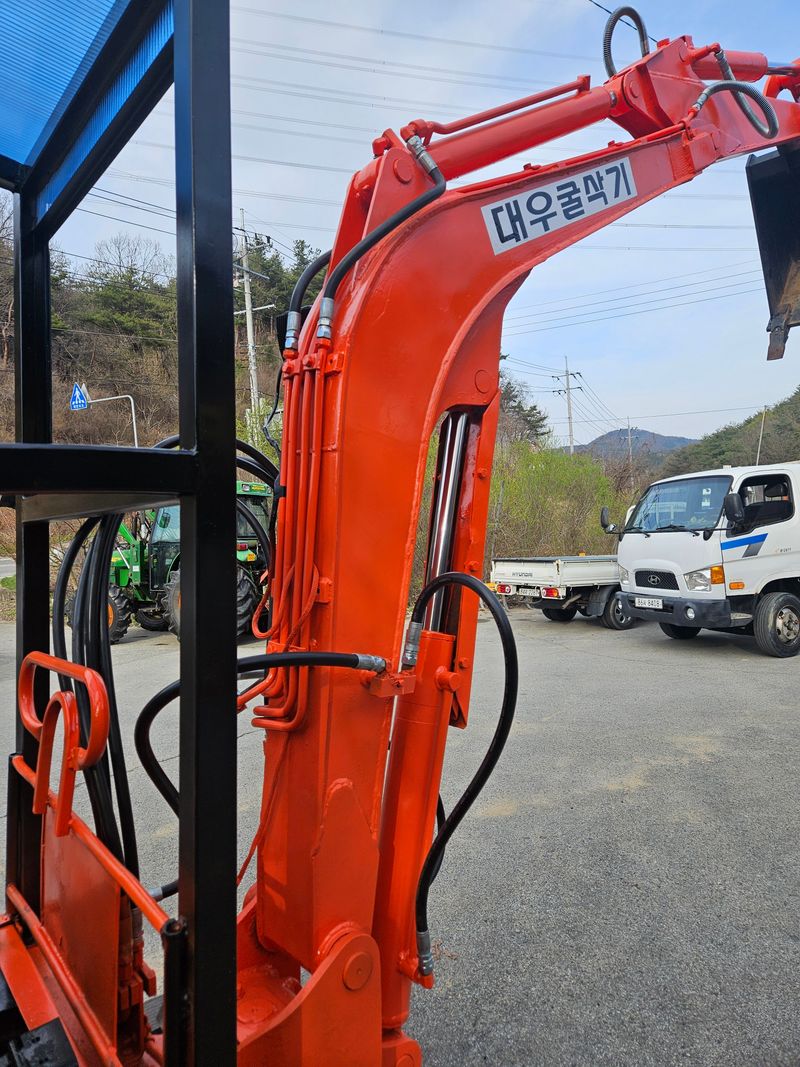 신지안님의 장터 판매 상품 [대우03 포크레인 판매합니다] 첨부 사진