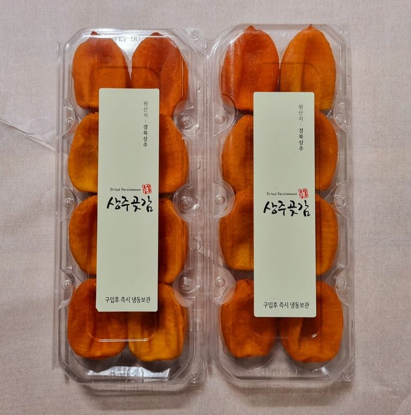 윤블리네님의 장터 판매 상품 [대봉반건시 16구(8구x2팩)] 첨부 사진