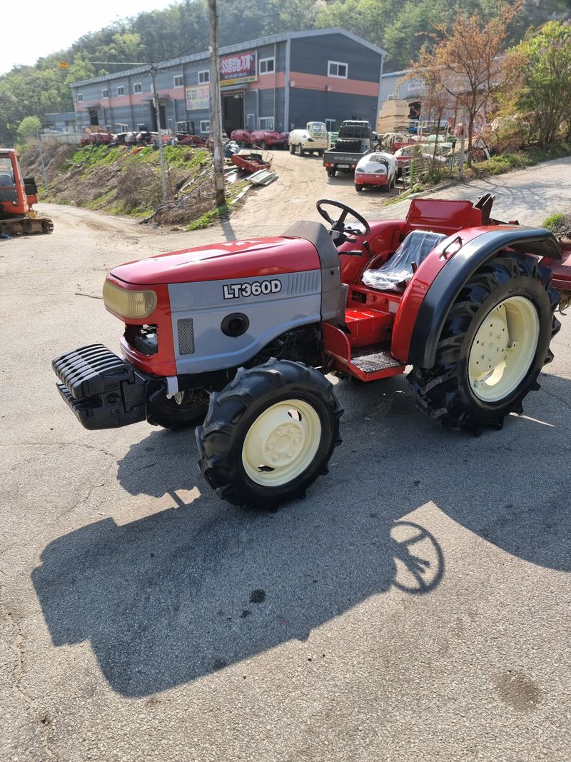 장터 상품 [LT360D 트랙터] 썸네일