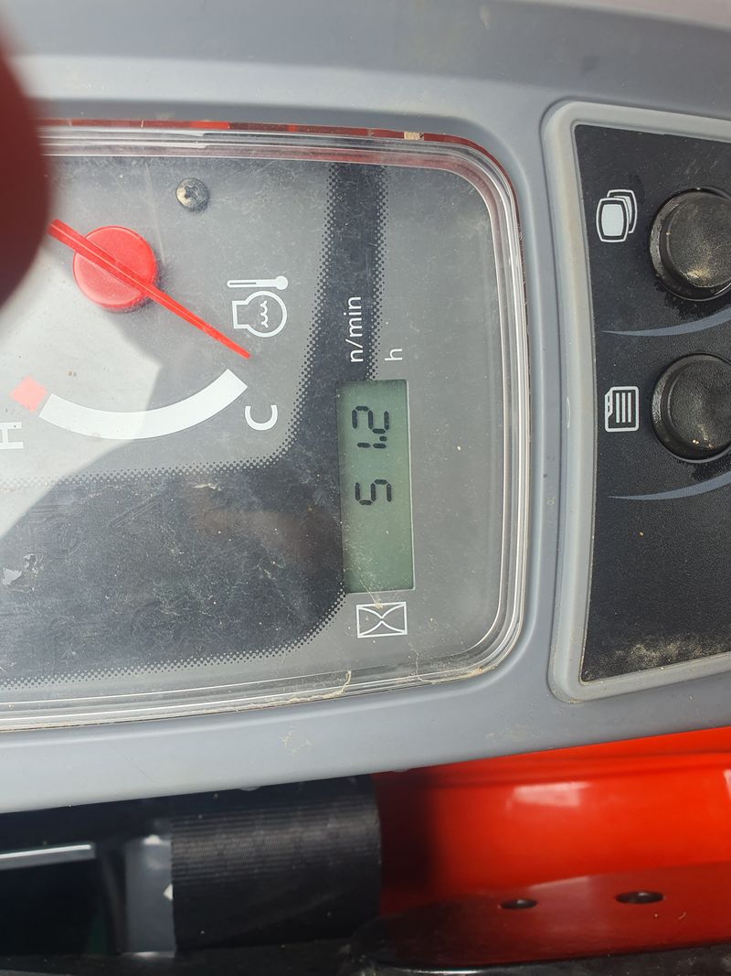 중고굴삭기 김동윤님의 장터 판매 상품 [신차급 미니굴삭기 구보다 u20] 첨부 사진