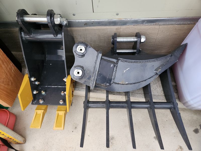 윤금옥님의 장터 판매 상품 [이세아구보다1.5미니포크레인새제품] 첨부 사진