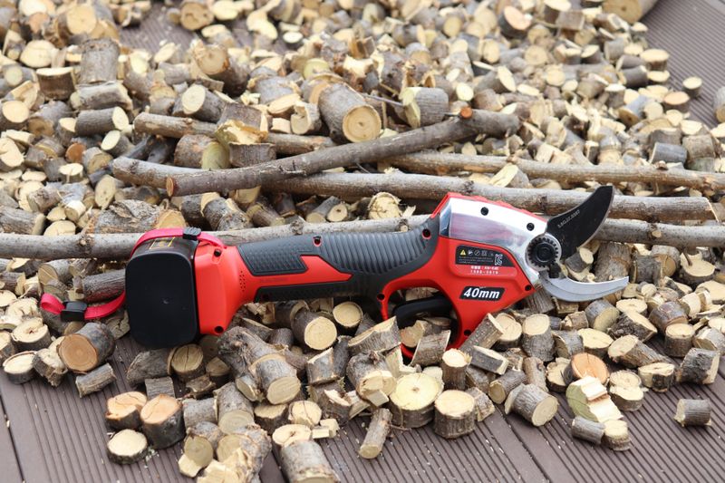 경농산업님의 장터 판매 상품 [경농산업 전동전지가위 KN-K40] 첨부 사진