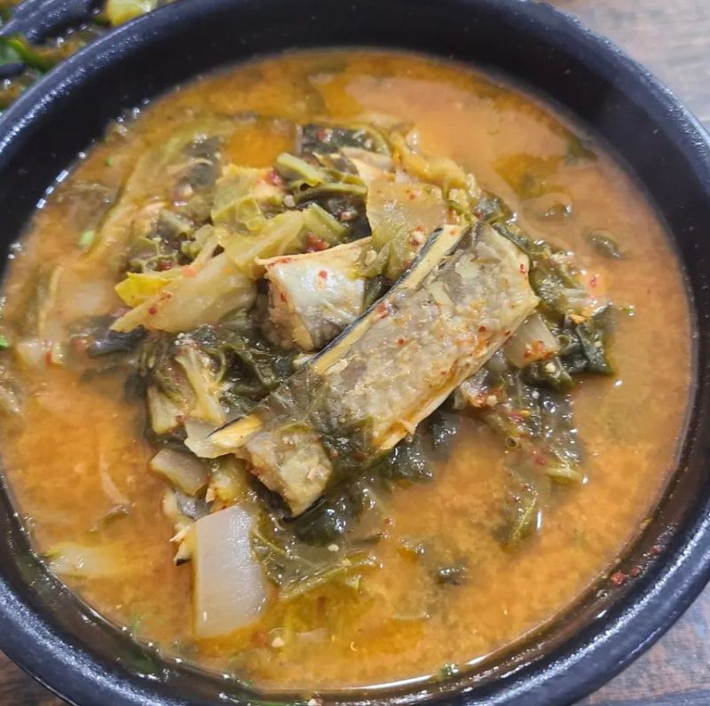 김진국님의 장터 판매 상품 [완도 선장님이 직접 잡아손질한 완도 자연산 특대 장어(손질후 1kg)] 첨부 사진