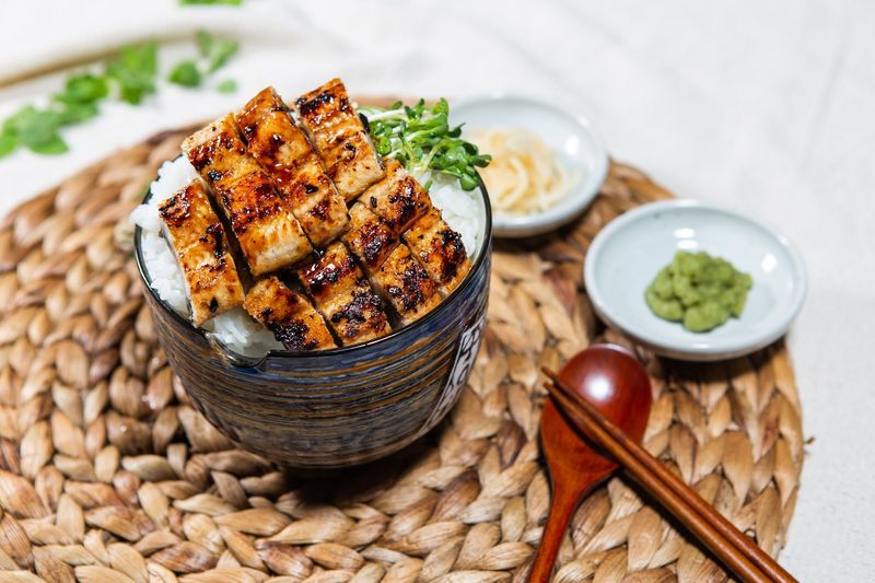 김진국님의 장터 판매 상품 [완도 선장님이 직접 잡아손질한 완도 자연산 특대 장어(손질후 1kg)] 첨부 사진