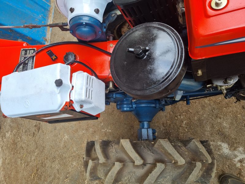 백기운(소릿꾼)님의 장터 판매 상품 [경운기 신형] 첨부 사진