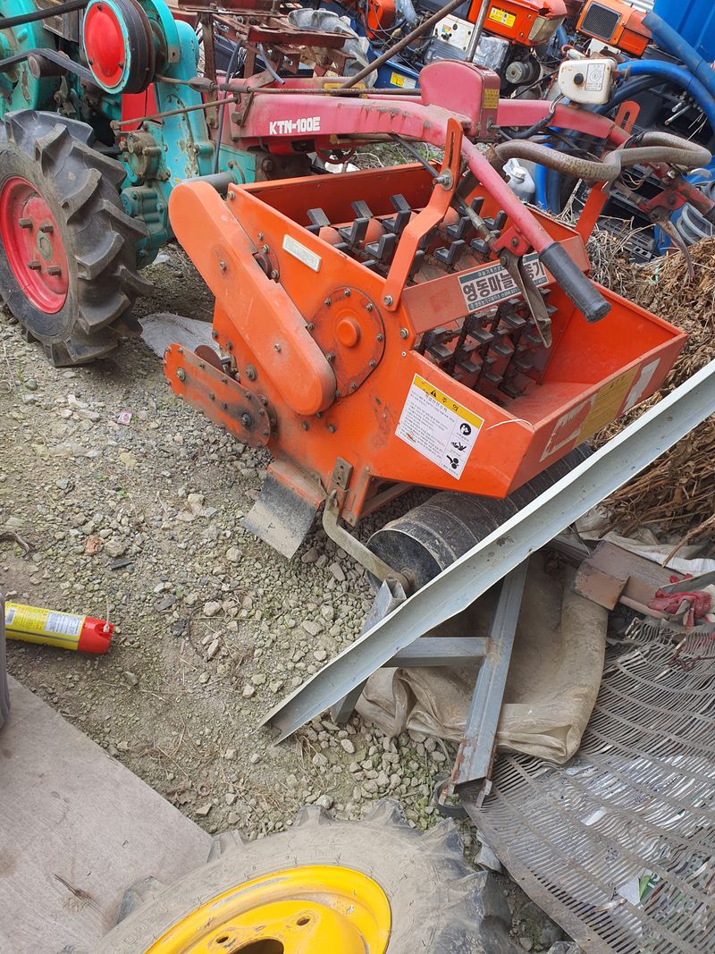 김야실님의 장터 판매 상품 [경운기 마늘파종기] 첨부 사진