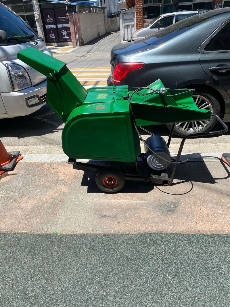 박정근님의 장터 판매 상품 [이동식 잔가지 파쇄기] 첨부 사진