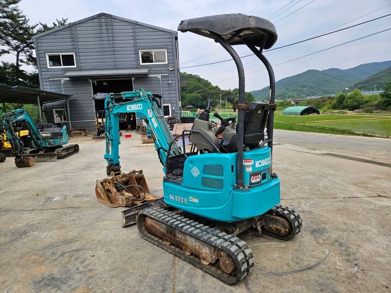 중고굴삭기 김동윤님의 장터 판매 상품 [중고미니굴삭기 코벨코SK17풀셋] 첨부 사진
