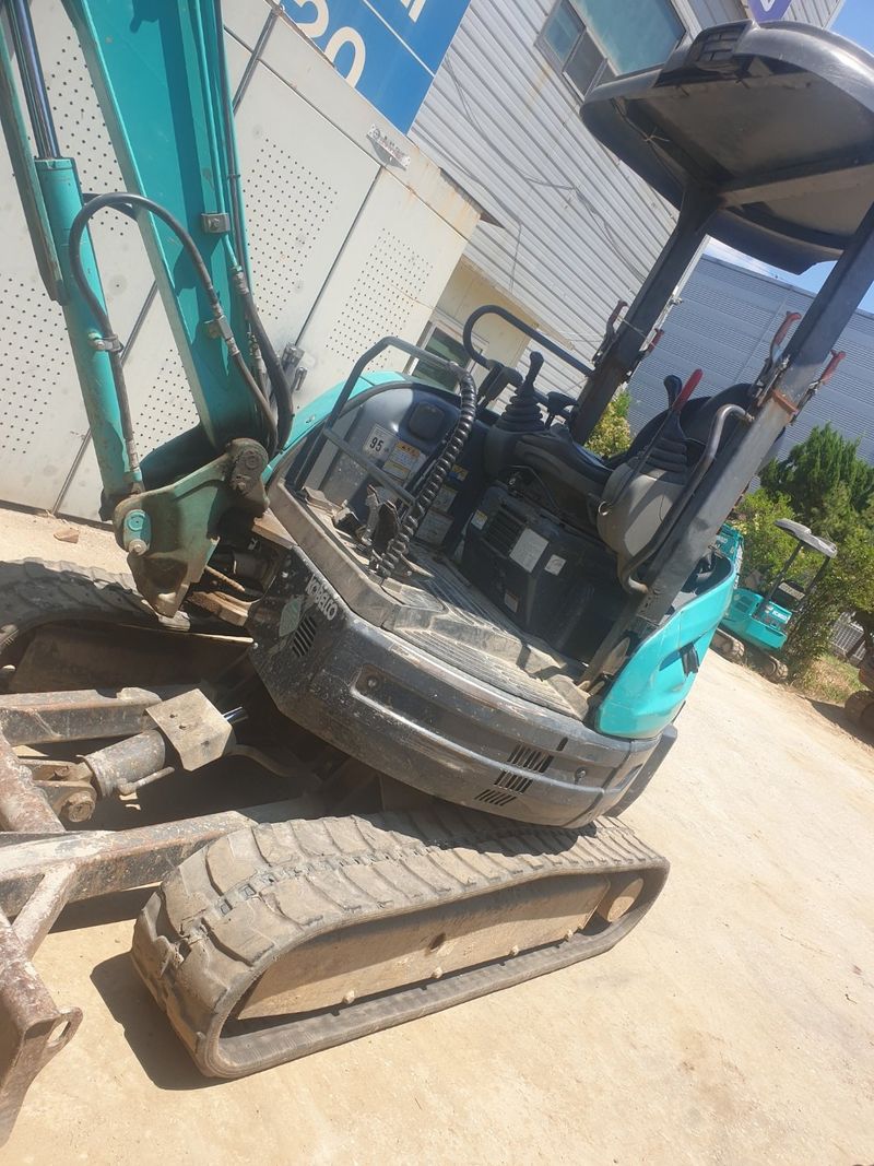 장터 상품 [3톤급중고미니굴삭기] 썸네일