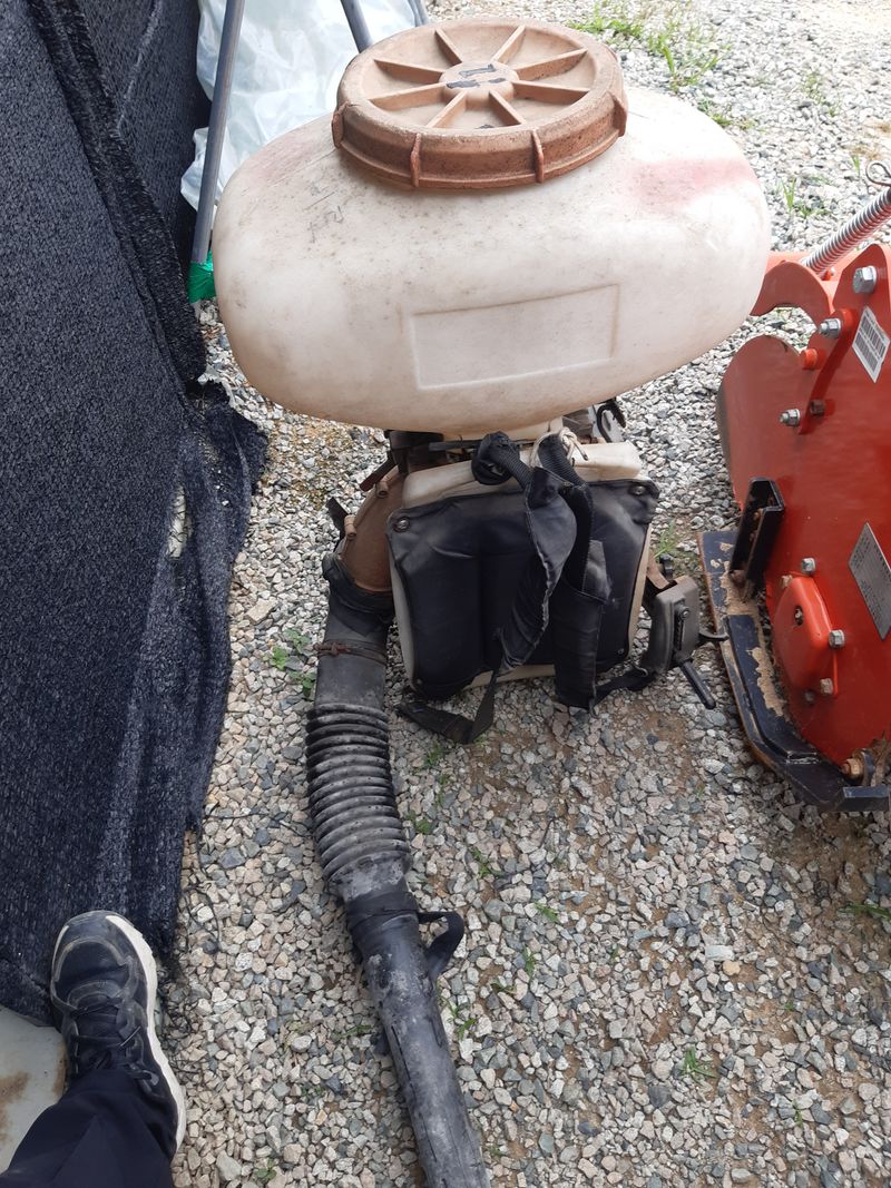 장터 상품 [비료살포기밎각종 농약 살포기] 썸네일