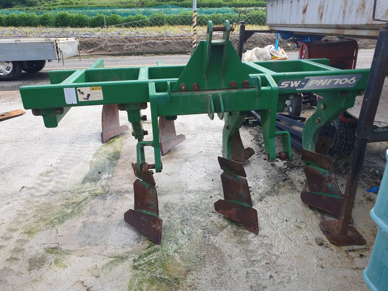 형제농원 (이상팔)님의 장터 판매 상품 [45마력  트랙터  (자동 수평제어) 판매 합니다  2] 첨부 사진