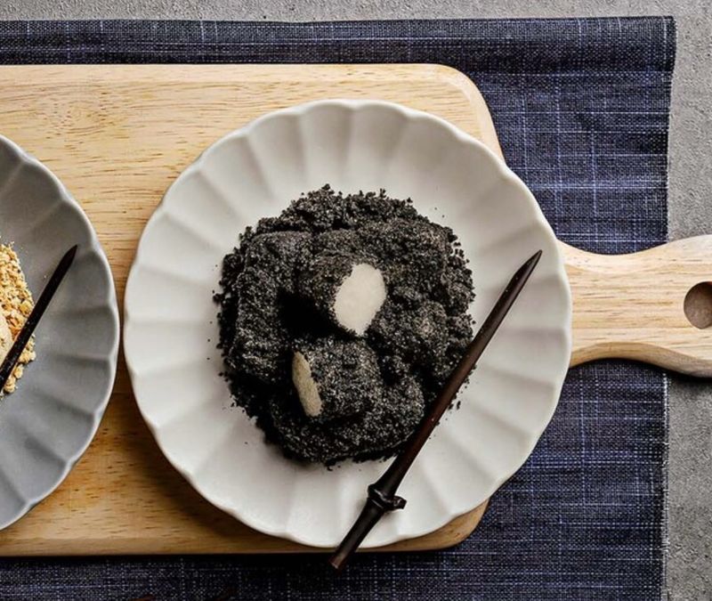 장터 상품 [고소함이 진동하는 진짜 흑임자임절미 25g 24개입] 썸네일