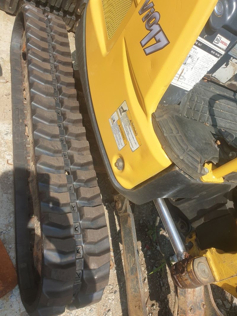 중고굴삭기 김동윤님의 장터 판매 상품 [중고미니굴삭기 얀마VIO172018년식] 첨부 사진