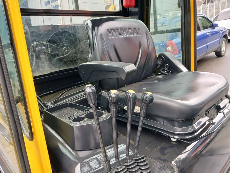 한효진님의 장터 판매 상품 [3톤 듀얼3단 풀옵션 디젤 중고지게차 ] 첨부 사진