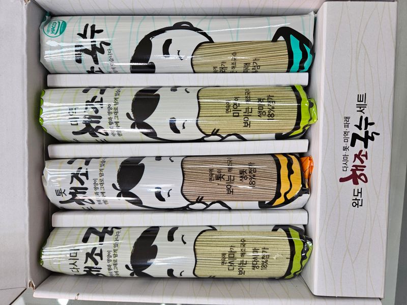 김진국님의 장터 판매 상품 [완도해조국수세트(다시마 톳 미역 파래)1kg] 첨부 사진