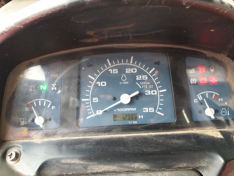 형제농원 (이상팔)님의 장터 판매 상품 [가격 내림니다. 2016년식 본기,로터리,로우더,비료살] 첨부 사진