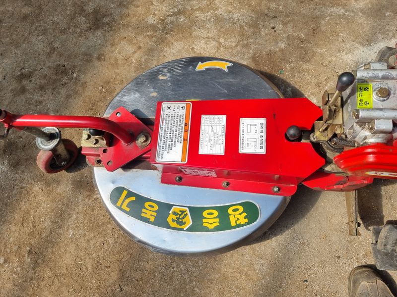 백기운(소릿꾼)님의 장터 판매 상품 [제초기] 첨부 사진