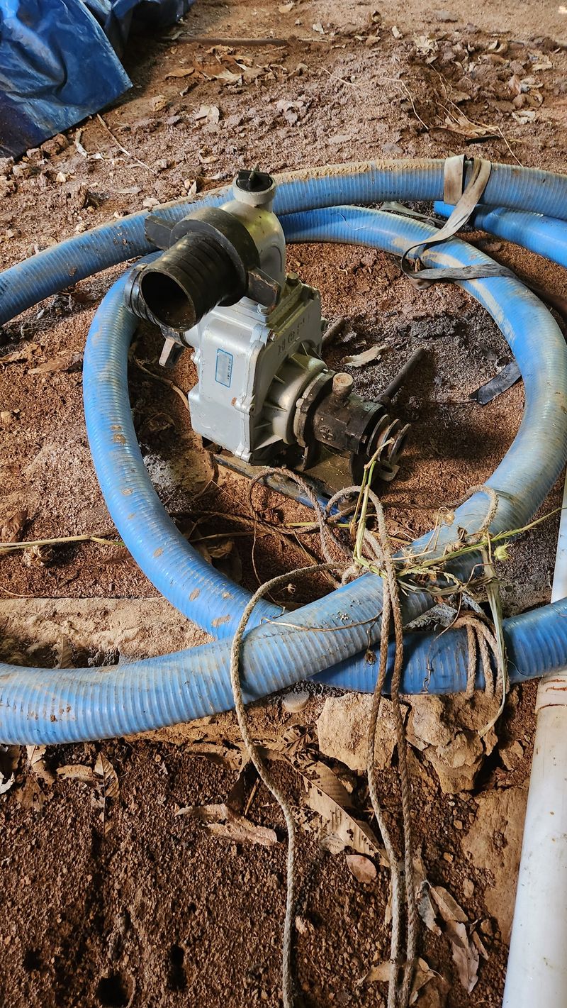 하풍용님의 장터 판매 상품 [경운기 부착형  양수기80A] 첨부 사진