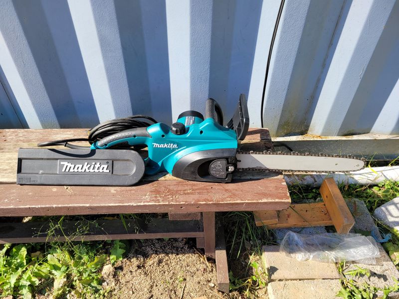 장터 상품 [전기체인톱(종료)] 썸네일