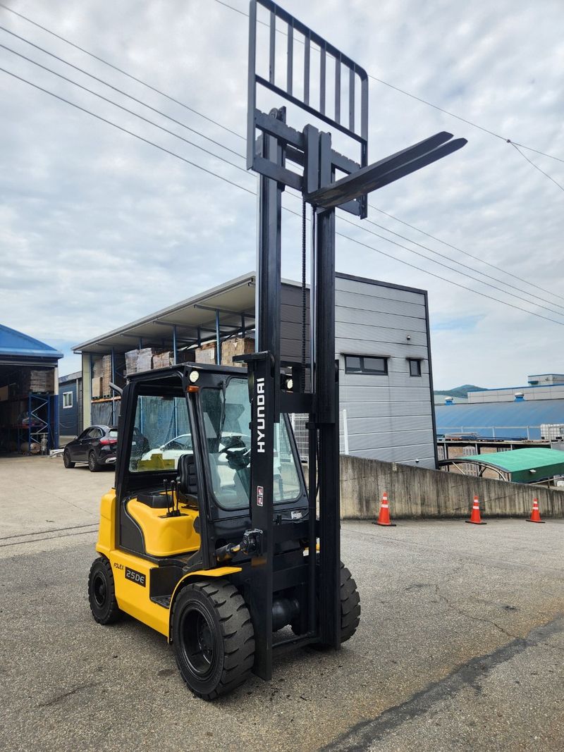 한효진님의 장터 판매 상품 [현대 포렉스 2.5톤 디젤 중고지게차 ] 첨부 사진