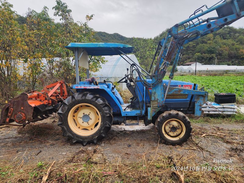 정권옥님의 장터 판매 상품 [동양 YA4040 동양 40마력 트렉타] 첨부 사진