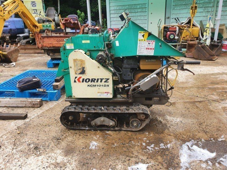 장터 상품 [소형 궤도목재파쇄기] 썸네일