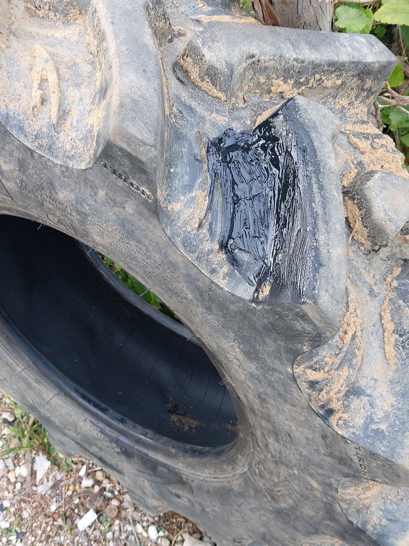 김민호님의 장터 판매 상품 [트랙터 바퀴9.5-16수리부품] 첨부 사진