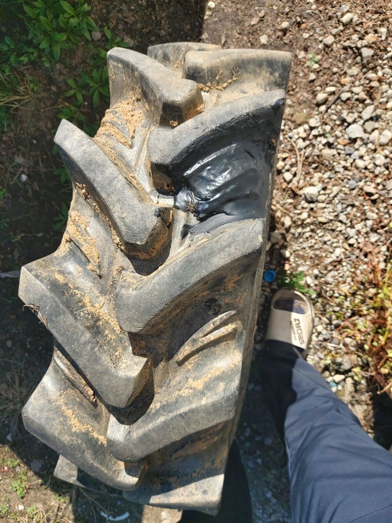 김민호님의 장터 판매 상품 [트랙터 바퀴9.5-16수리부품] 첨부 사진