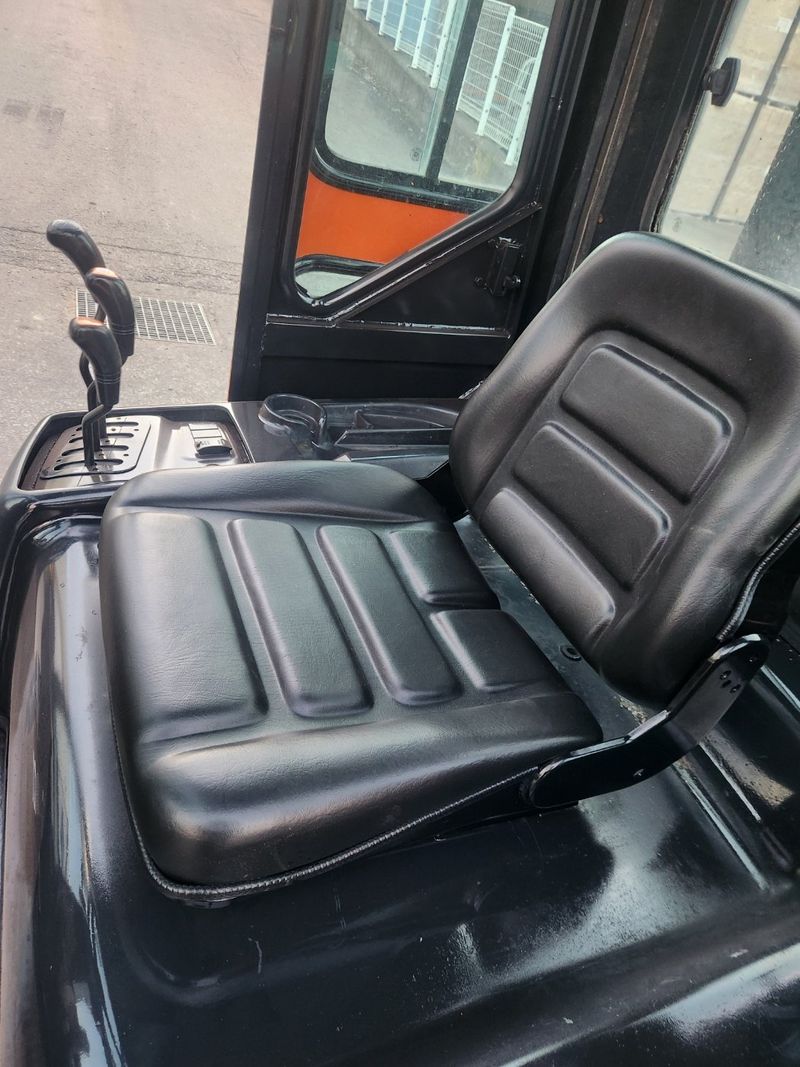 한효진님의 장터 판매 상품 [두산 3.3톤 디젤 중고지게차 (싸이드쉬프트)] 첨부 사진