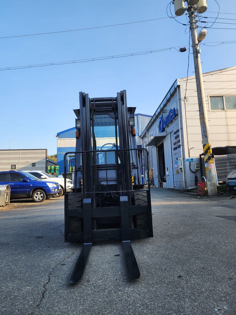 한효진님의 장터 판매 상품 [두산 노랭이 2.5톤 디젤 중고지게차 ] 첨부 사진