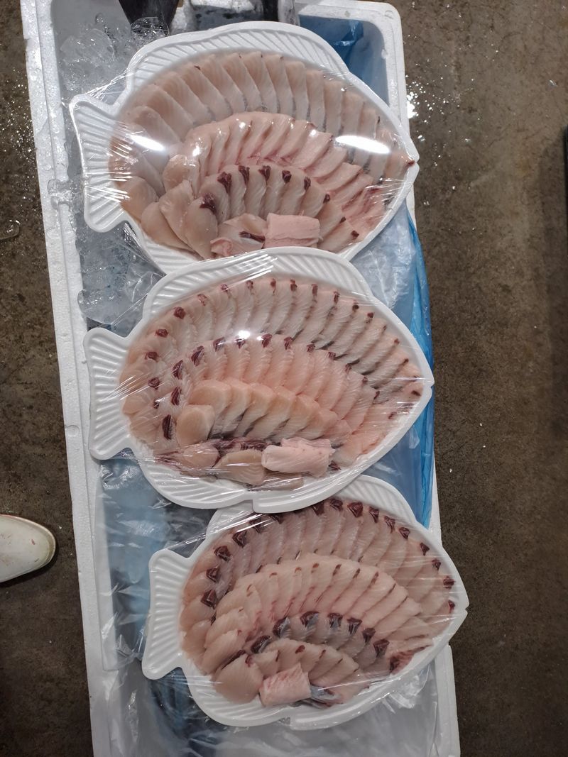 김진국님의 장터 판매 상품 [겨울철 필수 생선 삼치회750g 회떠서 보내드려요] 첨부 사진