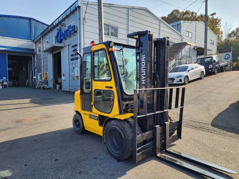 한효진님의 장터 판매 상품 [2.5톤 3단 자동발 더블 디젤 중고지게차 ] 첨부 사진