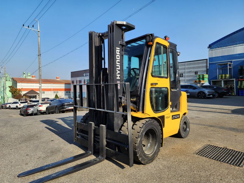 한효진님의 장터 판매 상품 [2.5톤 3단 자동발 더블 디젤 중고지게차 ] 첨부 사진