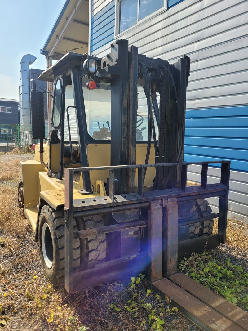 장터 상품 [지게차 5톤] 썸네일