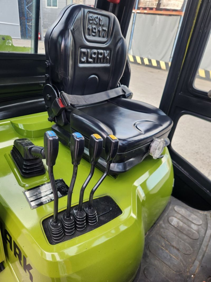 한효진님의 장터 판매 상품 [2.5톤 로드스테빌 디젤 중고지게차 ] 첨부 사진