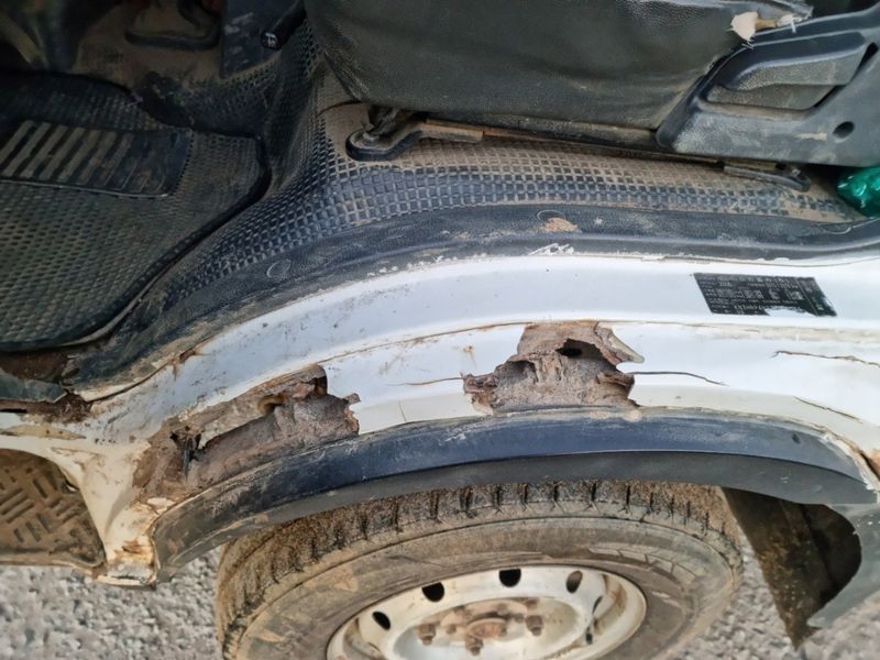 중고농기계님의 장터 판매 상품 [봉고3 포터2 마이티 메가트럭 적재함문짝 1톤화물차 휀다부식 수리하세요] 첨부 사진